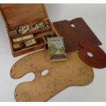 MID 20th CENTURY WOODEN ARTIST'S MATERIALS BOX containing a number of tubes of Fabrica Leonadi (