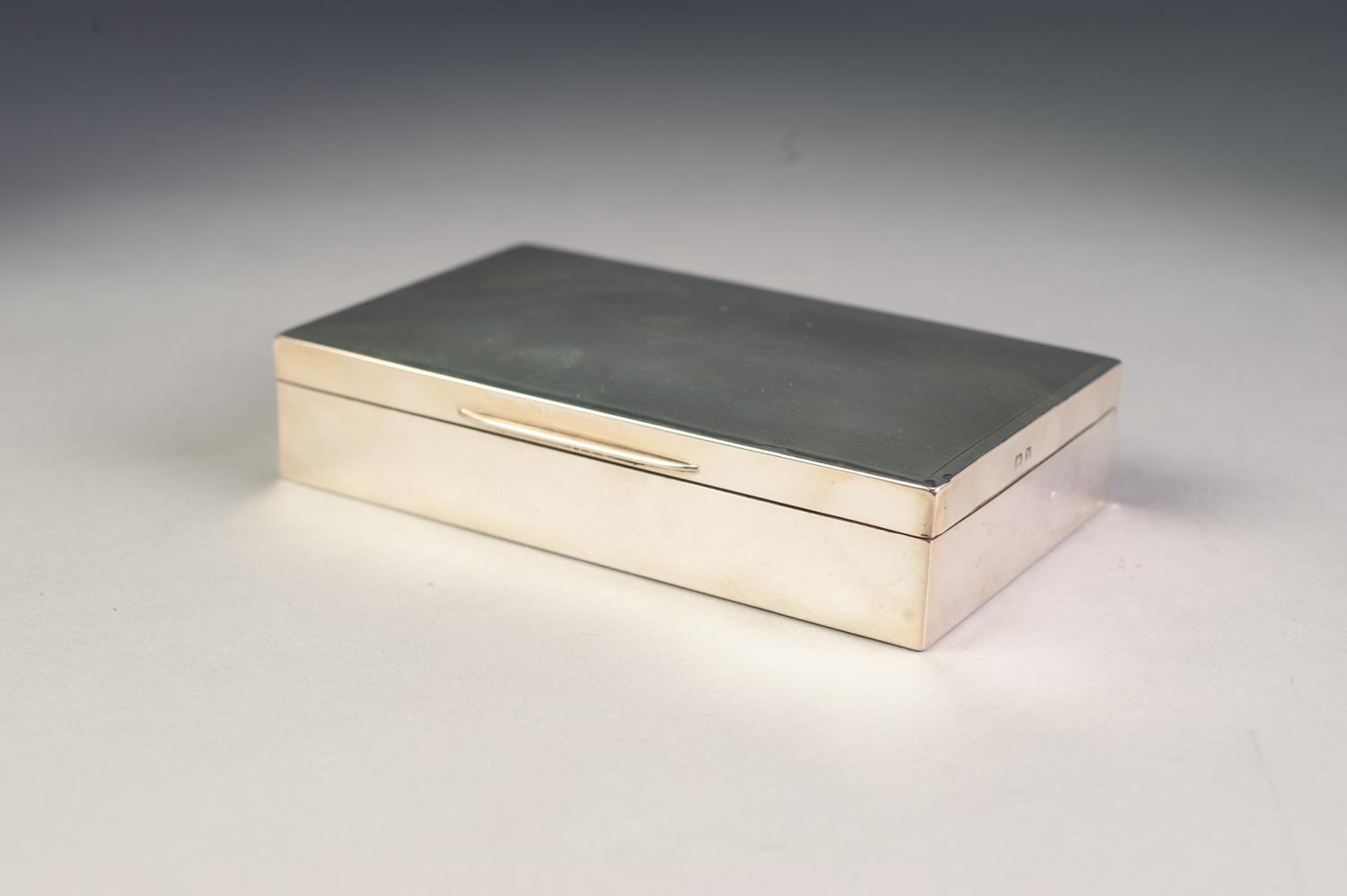 PRE-WAR SILVER CEDAR LINED CIGARETTE BOX with engine turned cover, Birmingham 1936