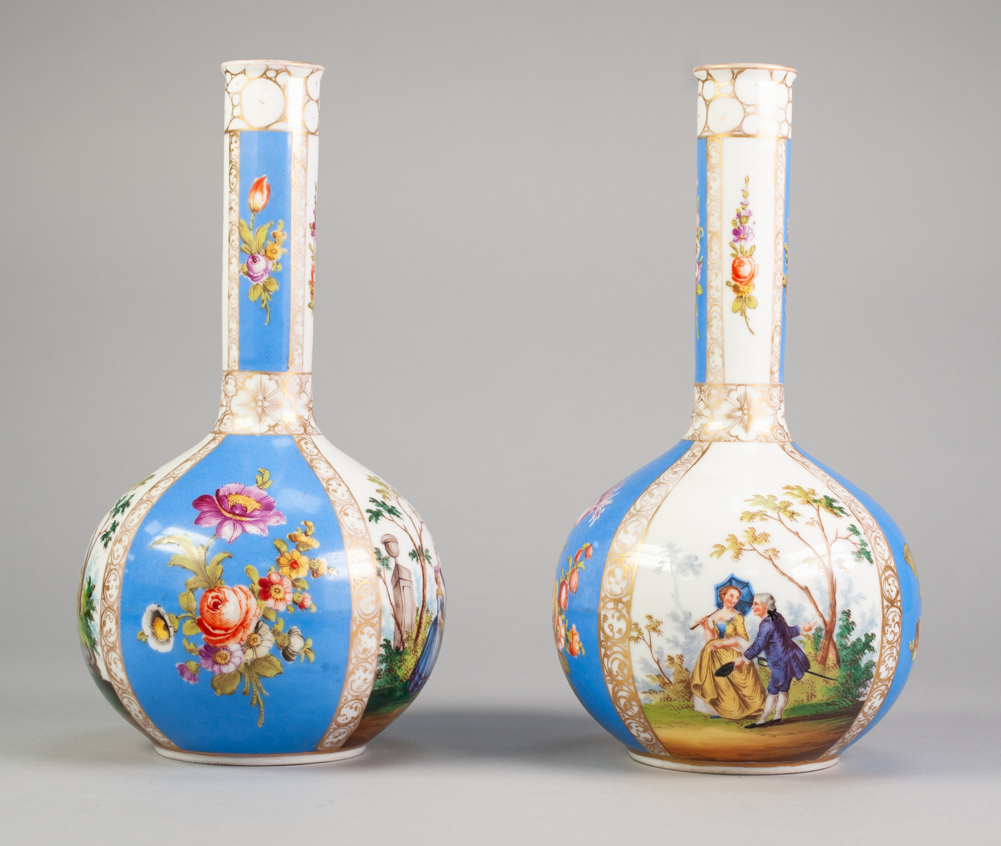 PAIR OF EARLY TWENTIETH CENTURY ‘HELENA WOLFSOHN’ PORCELAIN BOTTLE VASES, each o - Image 4 of 5