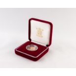 ELIZABETH II ROYAL MINT 2001 LIMITED EDITION GOLD PROOF HALF SOVEREIGN edition of 7500 NO2812, 3.