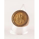 EDWARD VII 1905 HALF SOVEREIGN LOOSE MOUNT IN A 9ct GOLD RING, ring size O, 10.95g Good condition.