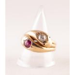 18ct GOLD SNAKE PATTERN RING, set with an old cut round diamond, 3/4ct and a ruby