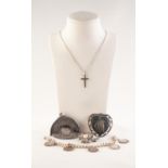 SIAM SILVER NIELO WORK BROOCH, A MARCASITE AND SIMULATED PEARL CLOVER BROOCH, A SILVER CROSS PENDANT