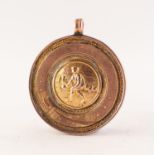 9ct GOLD LAWN BOWLS MEDALLION, 6.49g