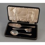 A PRE-WAR CASED SUITE OF THREE SILVER SERVERS, viz SLICE, SPOON AND FORK, Sheffield 1934, 8 1/2oz