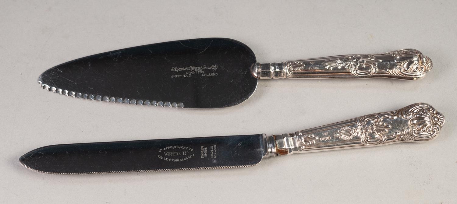 A CAKE KNIFE AND TART SLICE, with Kings Pattern embossed handles (2)