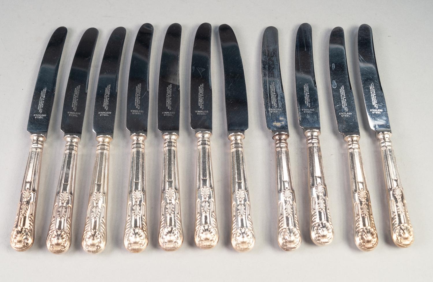 SET OF TWELVE BOARDMAN PLATE KINGS PATTERN DESSERT KNIVES, with stainless blades (12)