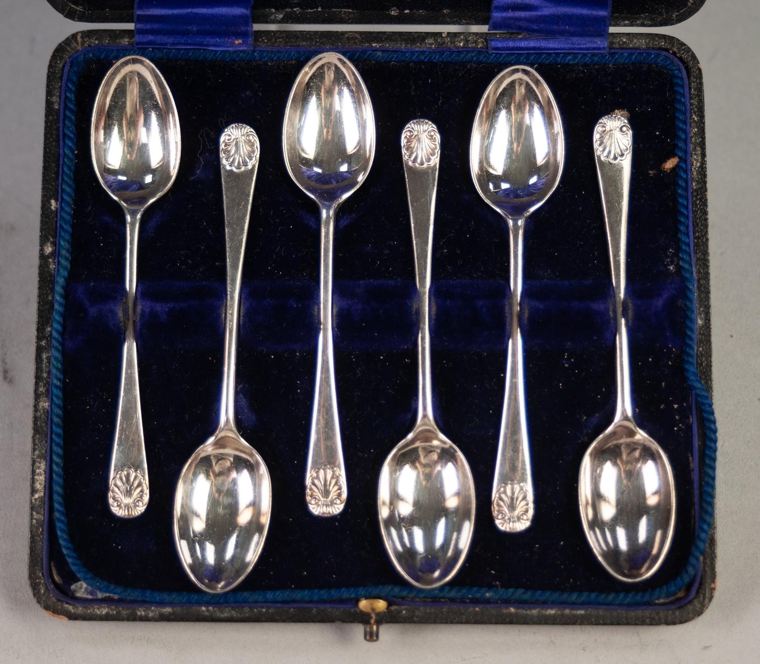 A CASED SET OF SIX SILVER TEASPOONS, with shell embossed terminals, London 1894 - Image 2 of 2