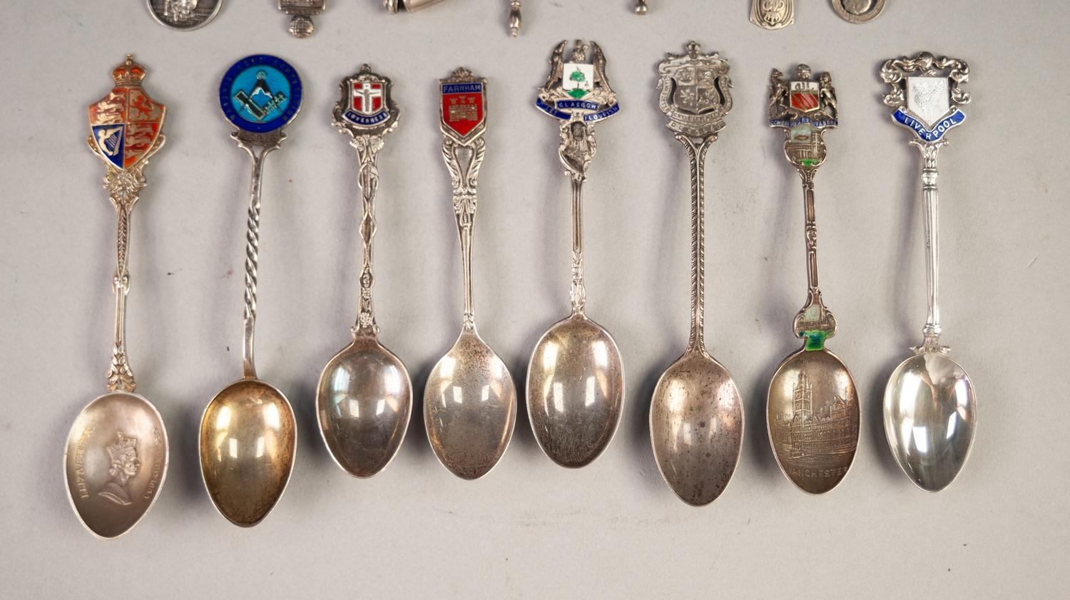 EIGHT SILVER AND ENAMEL SOUVENIR SPOONS includes 1953 Coronation example the bowl showing bust of - Image 3 of 3