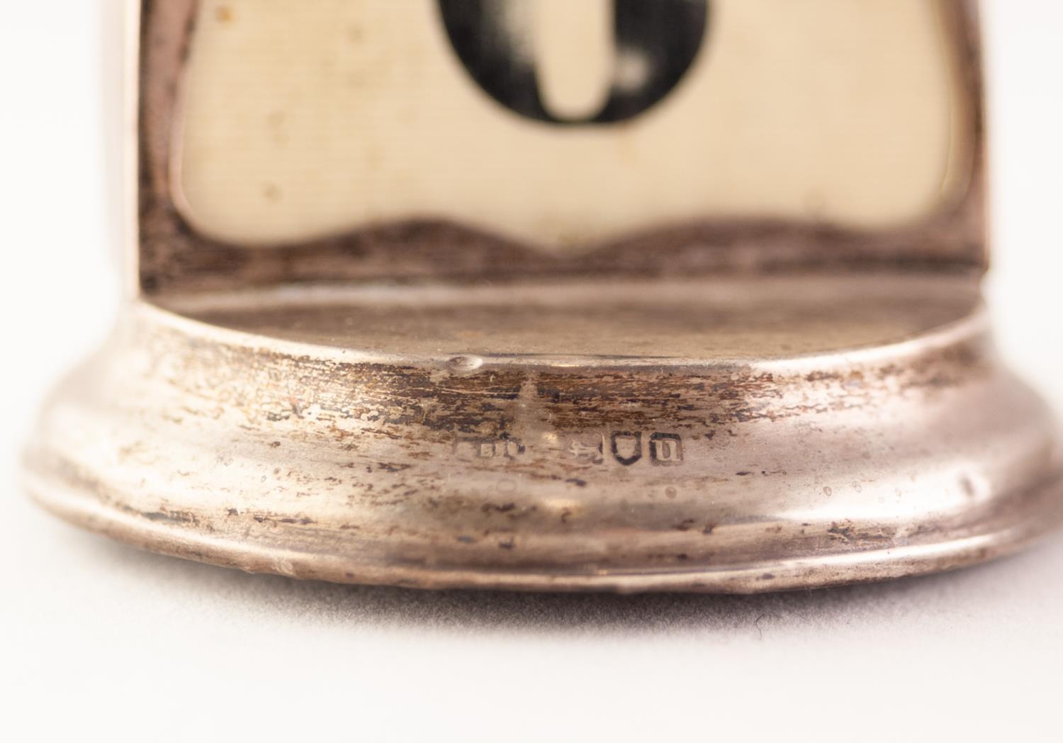 SILVER PERPETUAL CALENDAR circular with raised stand for ivorine date tablets, 3 1/4" (8.2) diameter - Image 2 of 4