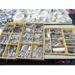 APPROXIMATELY 1400 PIECE EXTENSIVE SERVICE OF UNBRANDED KINGS PATTERN ELECTROPLATED TABLE CUTLERY,