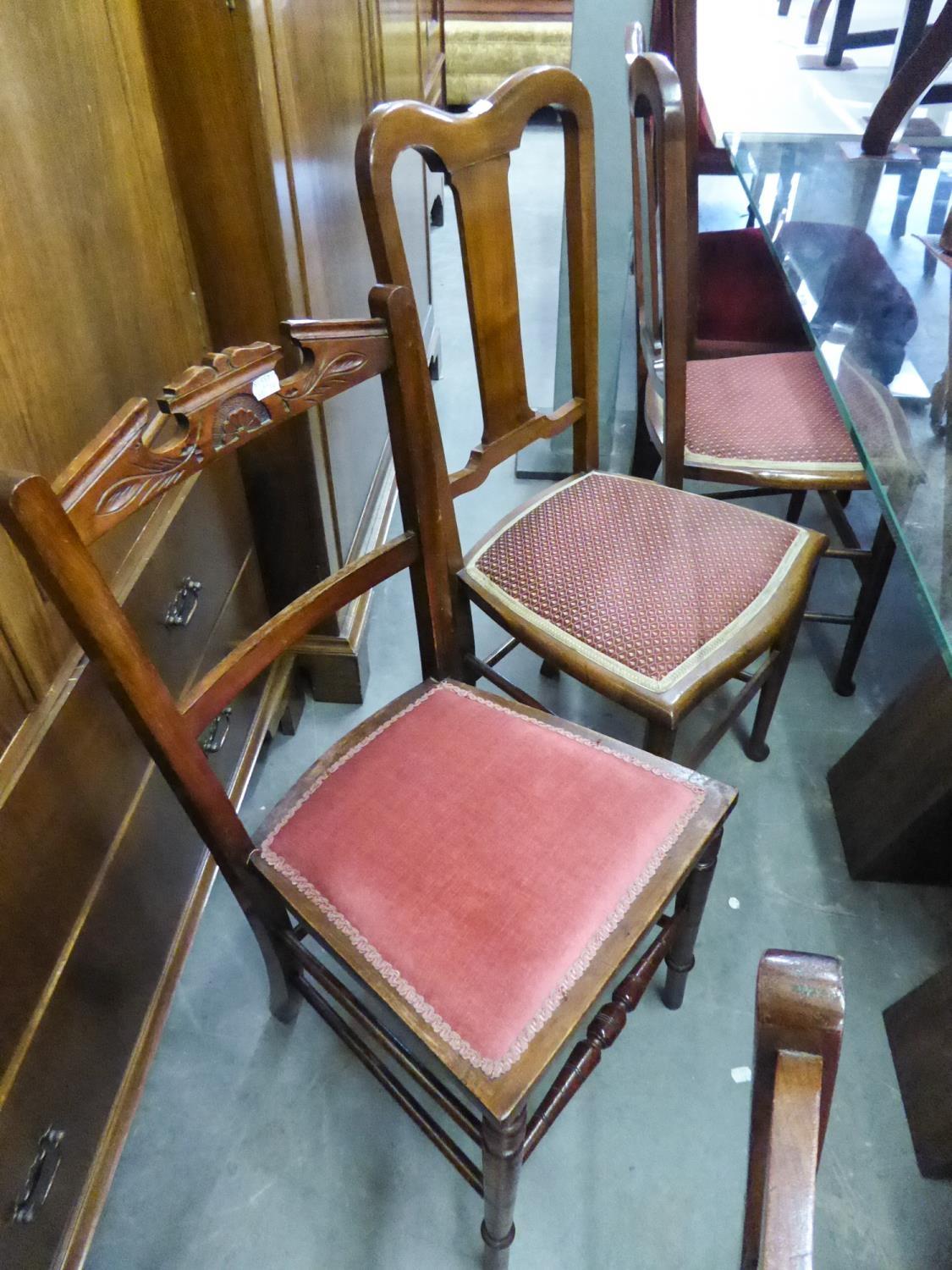 PAIR OF EDWARDIAN CARVED WALNUT BEDROOM SINGLE CHAIRS WITH PAD SEATS AND A PAIR OF WALNUT QUEEN ANNE