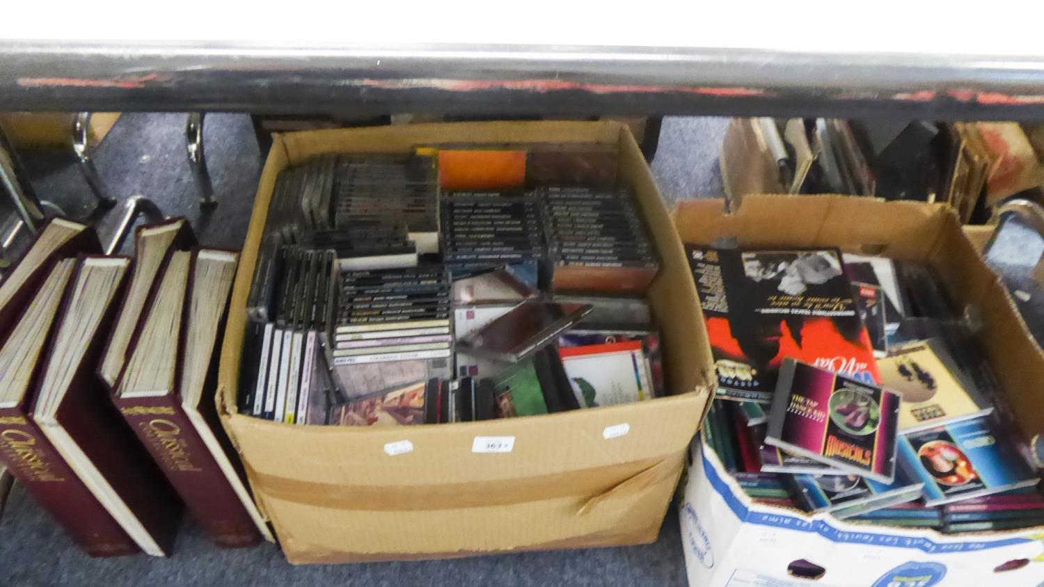 LARGE QUANTITY OF CLASSICAL CD's AND LARGE COLLECTION OF MUSICALS CD's