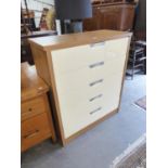 MODERN TALL CHEST OF DRAWERS FINISHED IN HIGH GLOSS