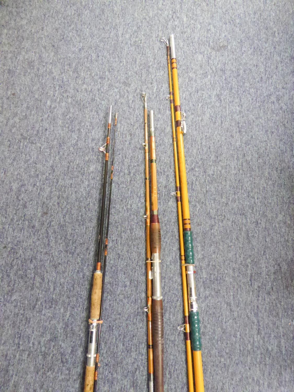 ?THREE SEA FISHING RODS, NIKKO AMERICAN SPLIT CANE BOAT ROD 6ft LONG TWO PIECE, A TWO PIECE BEACH - Image 3 of 3