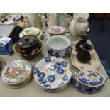 *GROUP OF FOURTEEN WALL PLATES, VICTORIAN 'CHATSWORTH' PATTERN BLUE AND WHITE POTTERY OVAL SAUCE