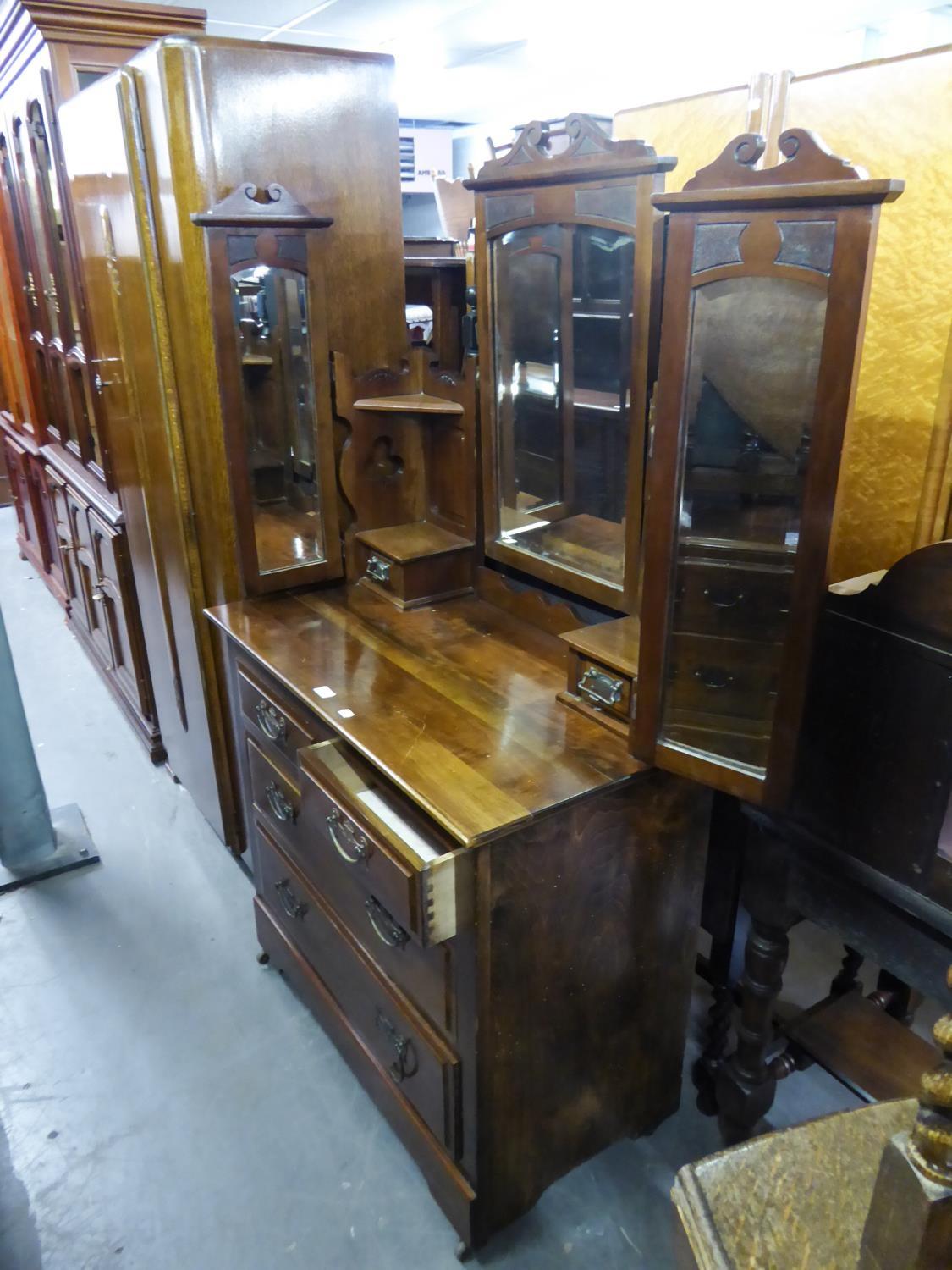 LATE VICTORIAN MAHOGANY DRESSING CHEST WITH TRIPLE MIRRORS, TWO JEWEL DRAWERS OVER TWO SHORT AND TWO