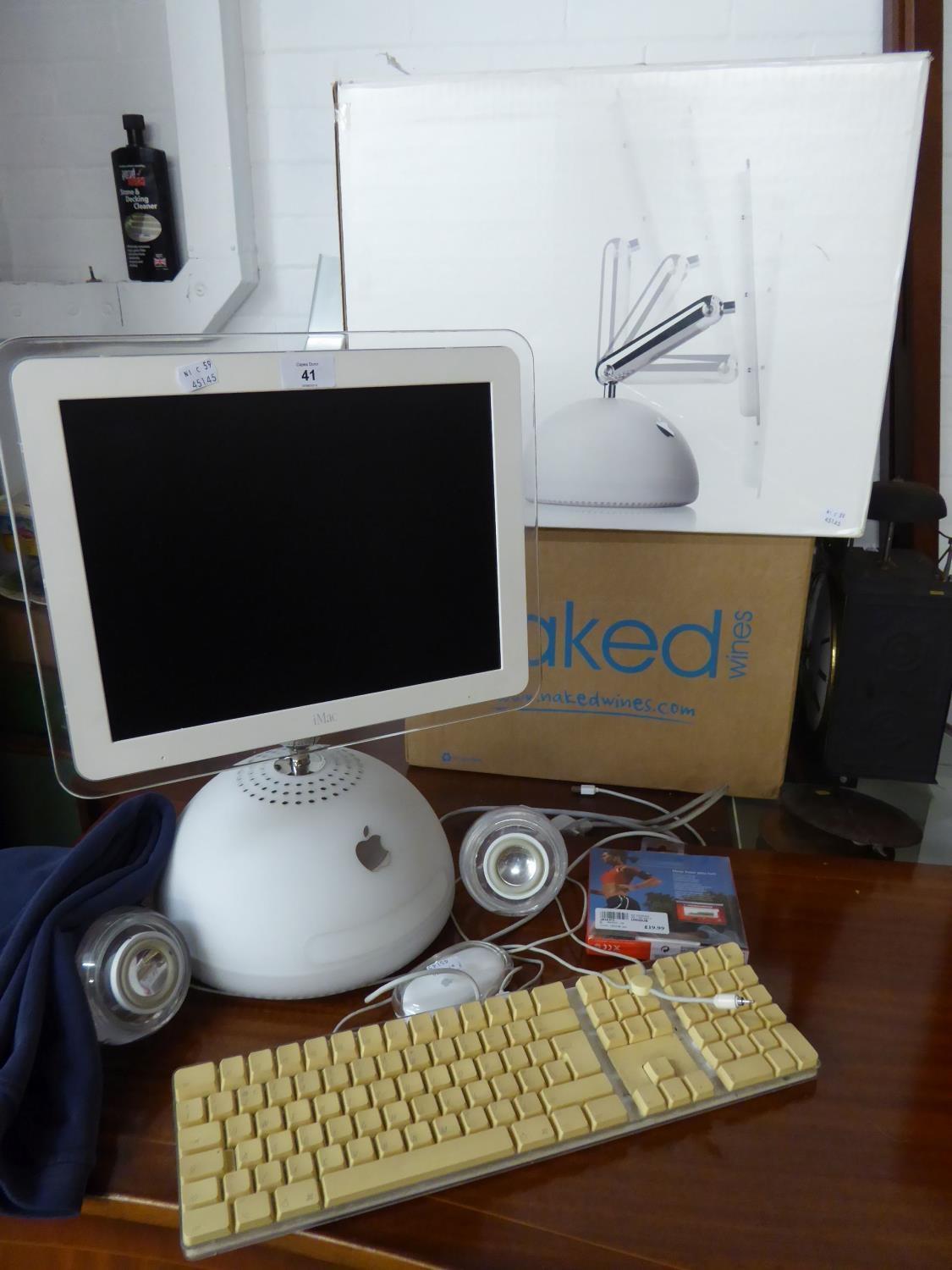 iMAC G4, VERSION 10.5.8, 15 INCH LCD DISPLAY WITH EASY HEIGHT, TILT AND SWIVEL ADJUSTMENT, APPLE - Image 4 of 9