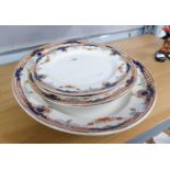 SET OF FOUR BELMONT PLATES TO INCLUDE A MEAT AND FOUR DINNER PLATES