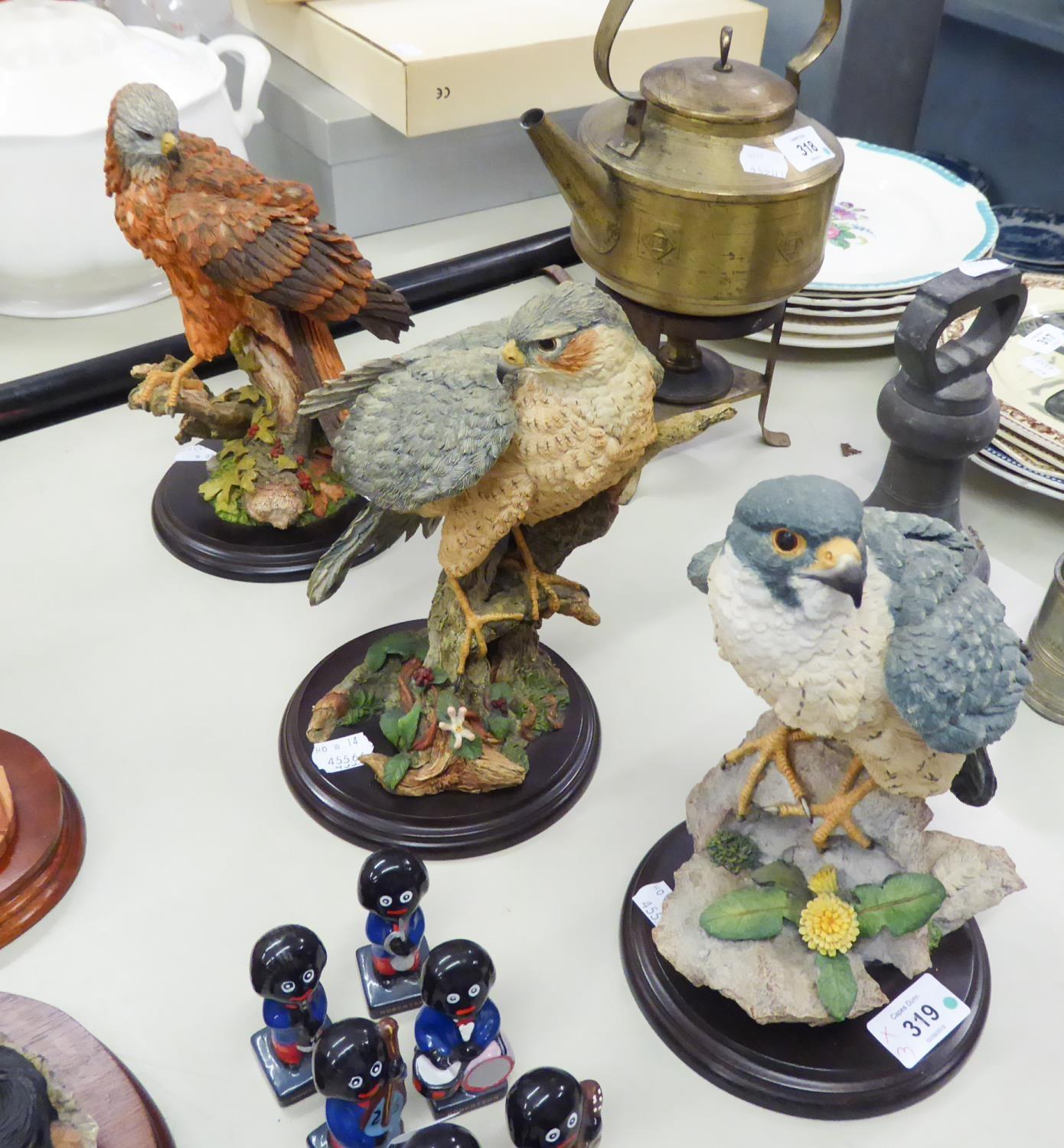 THREE BORDER FINE ARTS RESIN WILD BIRDS ON WOODEN PLINTH TO INCLUDE, REDKITE, PEREGRINE FALCON,