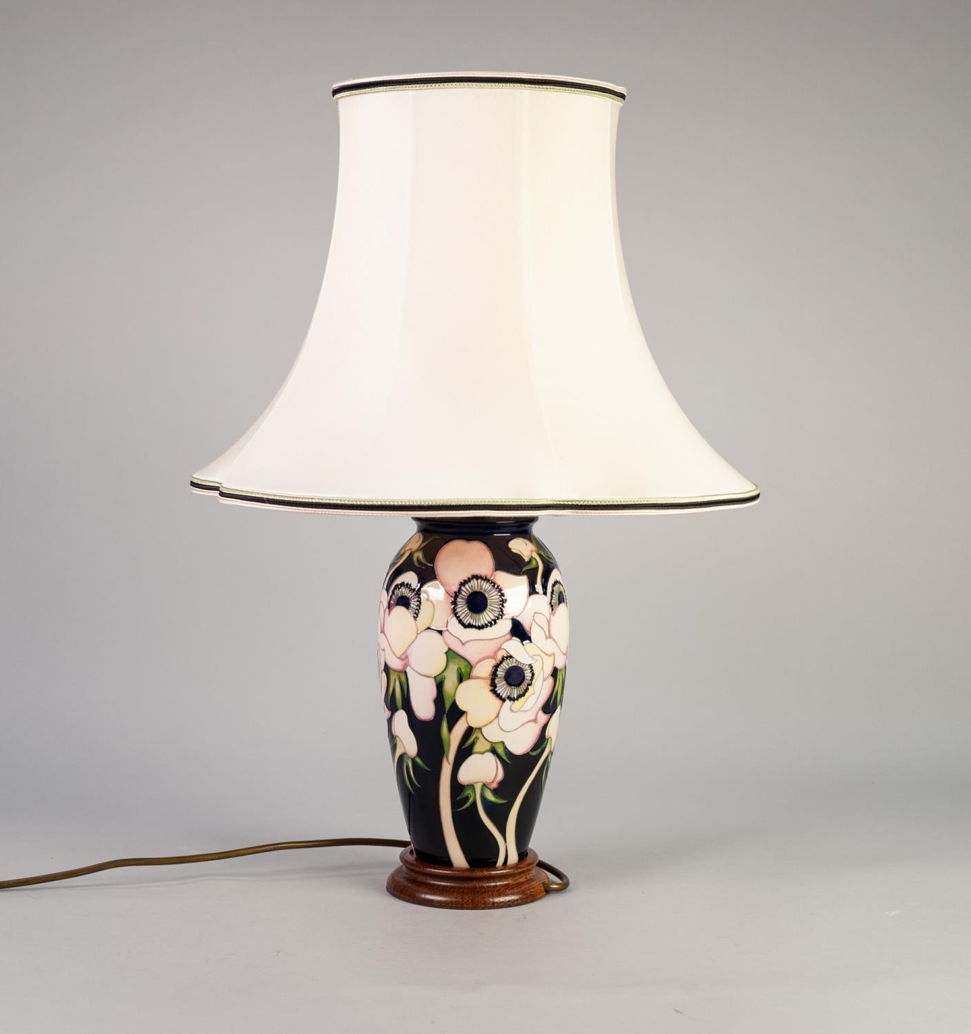 MODERN MOORCROFT ?ANENOME BLUSH? TUBE LINED POTTERY TABLE LAMP BASE, of baluster form with turned - Image 2 of 4