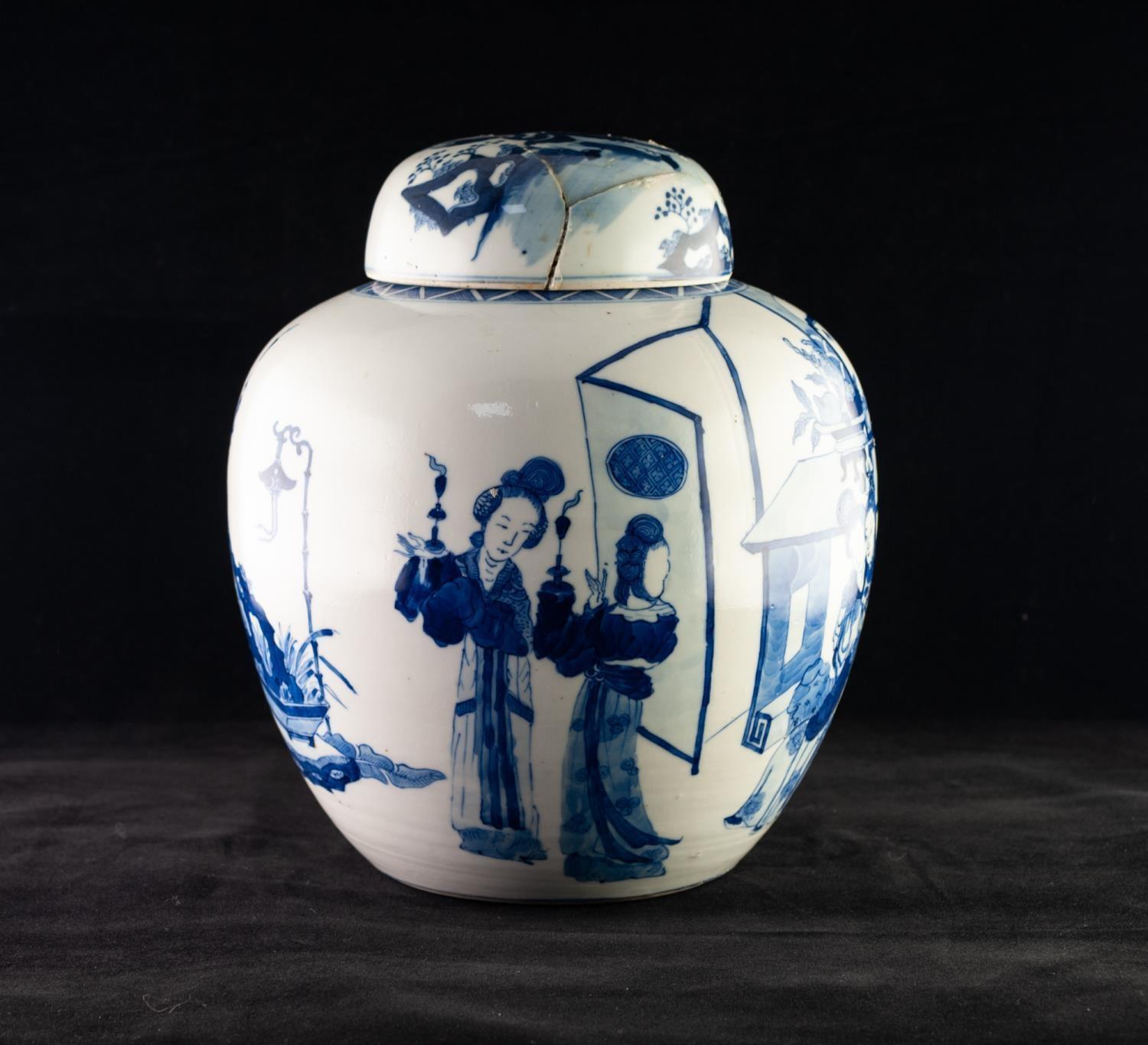 NINETEENTH CENTURY CHINESE BLUE AND WHITE PORCELAIN GINGER JAR AND COVER, of typical form, well - Image 2 of 6
