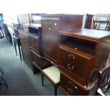 MAHOGANY BEDROOM FURNISHINGS VIZ, DOUBLE PEDESTAL DRESSING TABLE, WITH TRIPLE MIRRORS, A CHEST OF