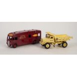 DINKY TOYS - BRITISH RAILWAYS MAROON AND YELLOW LETTERED HORSE BOX model No 981, chips to high