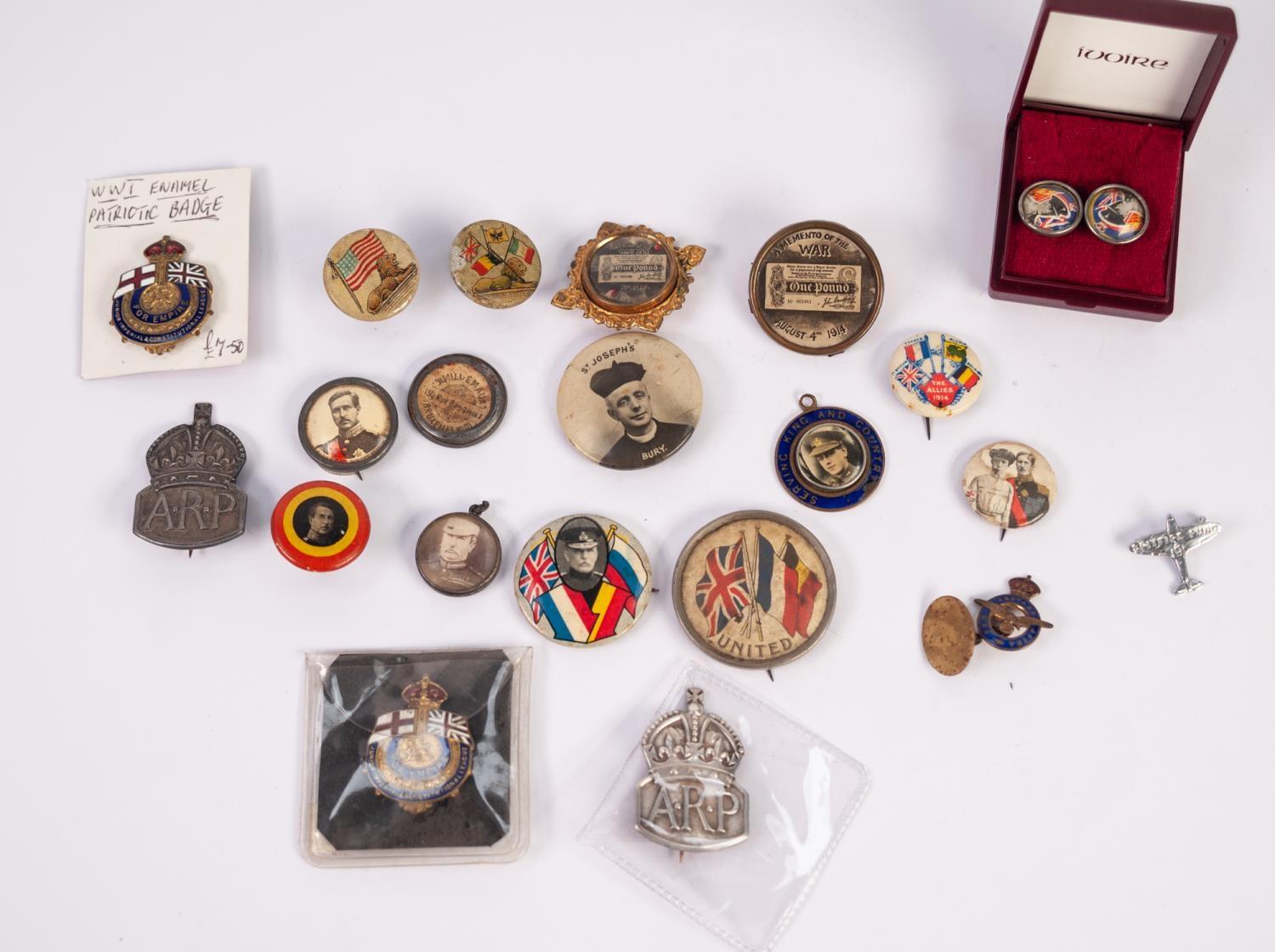 GOOD SELECTION OF MAINLY WORLD WAR I RELATED MILITARY AND PATRIOTIC BADGES AND BUTTON HOLES, to