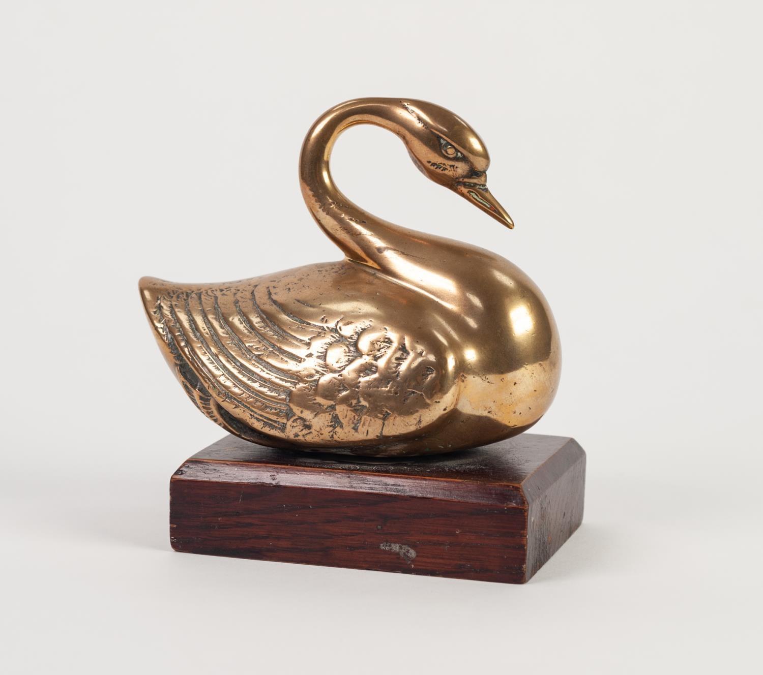 SOLID CAST BRASS SWAN, on a wooden base - Image 2 of 2