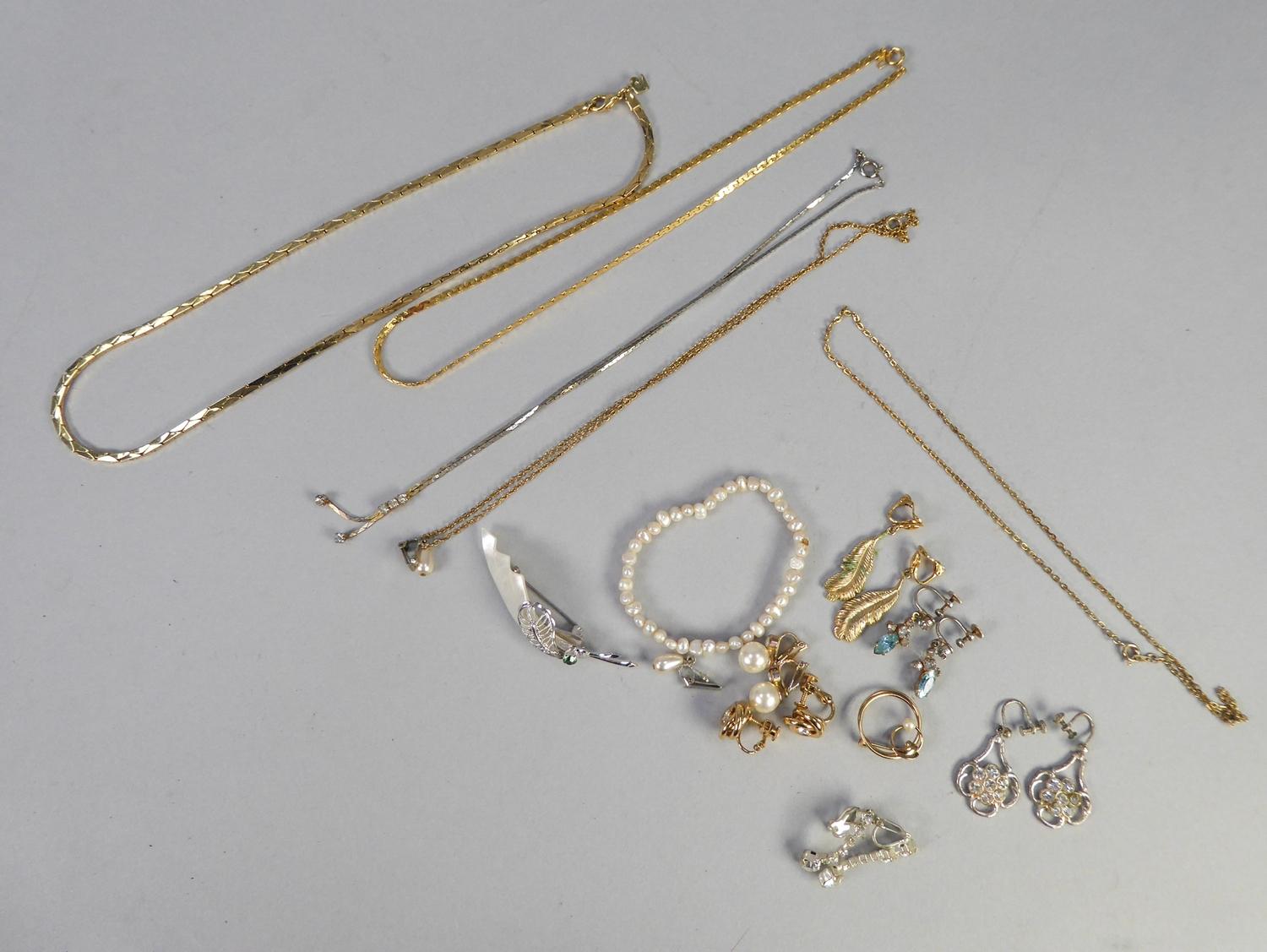 7 PAIRS OF COSTUME EARRINGS; 4 GOLD PLATED CHAIN NECKLACES and another; Art Nouveau style gold