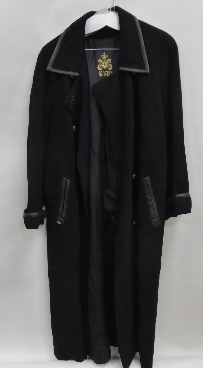 LADIES BLACK WOOL SHEEP STYLE FULL LENGTH REVERSIBLE COAT, GREEN STONE AND BLACK FULL LENGTH - Image 2 of 4