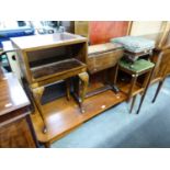 A FIGURED WALNUTWOOD TELEPHONE TABLE, ON CABRIOLE LEGS, TWO STOOLS AND AN OCCASIONAL TABLE