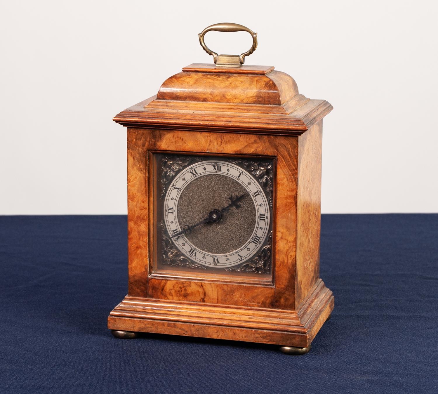 WALNUT CASE SMALL BRACKET CLOCK STYLE MANTEL CLOCK, spring driven movement initialled "B E" brass