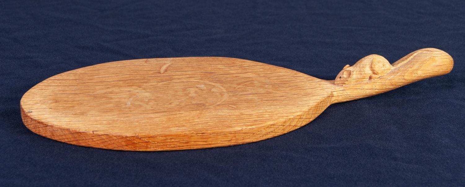 ROBERT ?MOUSEMAN? THOMPSON CARVED OAK CHEESEBOARD, of oval form with mouse carved to the raised