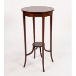 AN EDWARDIAN ELEGANT SHERATON REVIVAL INLAID MAHOGANY CIRCULAR OCCASIONAL TABLE with crossbanded