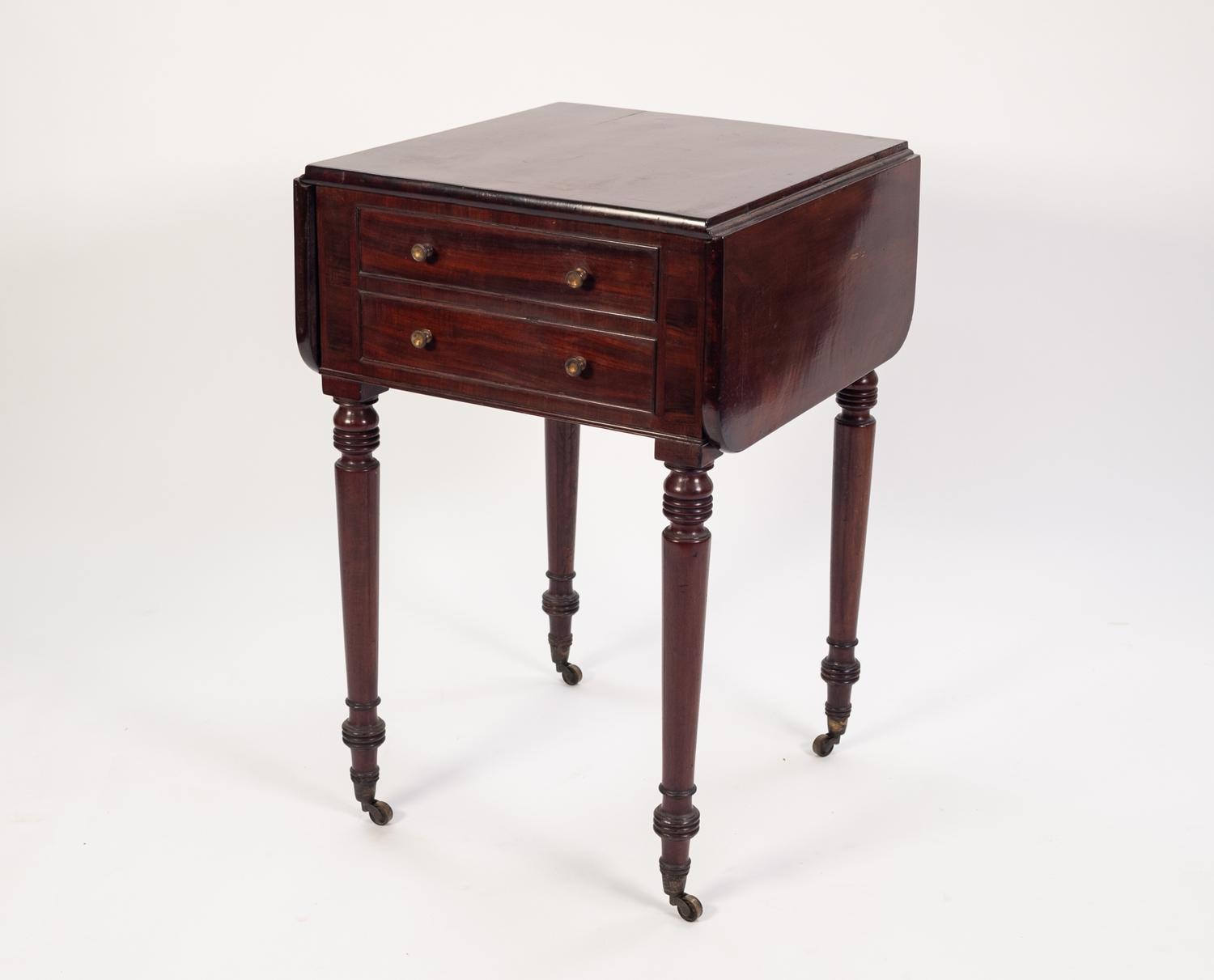 EARLY NINETEENTH CENTURY FIGURED MAHOGANY DROP LEAF WORK TABLE, the flame cut, rounded oblong top