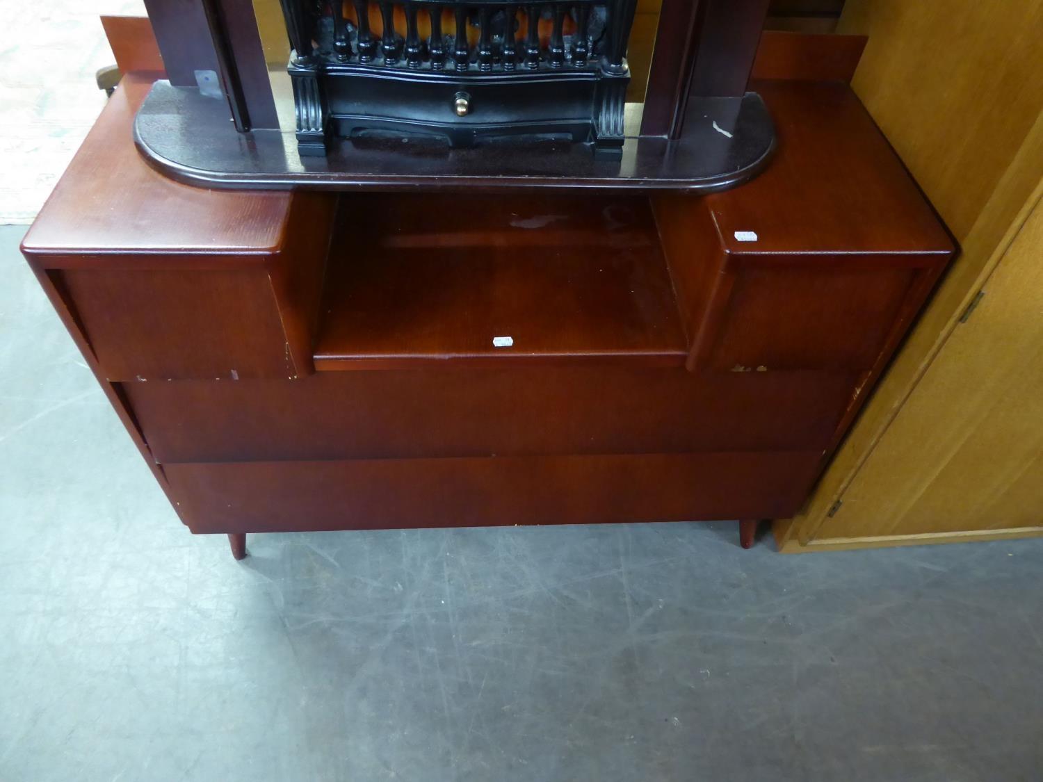 A PAIR OF 1950's LIGHT OAK TWO DOOR WARDROBES AND A SUNK CENTRE DRESSING TABLE (LACKS MIRRORS (3) - Image 3 of 3