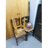 ANTIQUE BRASS AND COPPER BED WARMING PAN WITH TURNED AND EBONISED WOOD LONG HANDLE, AN EDWARDIAN