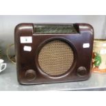 BUSH BAKELITE CASED DAC 90 VALVE RADIO