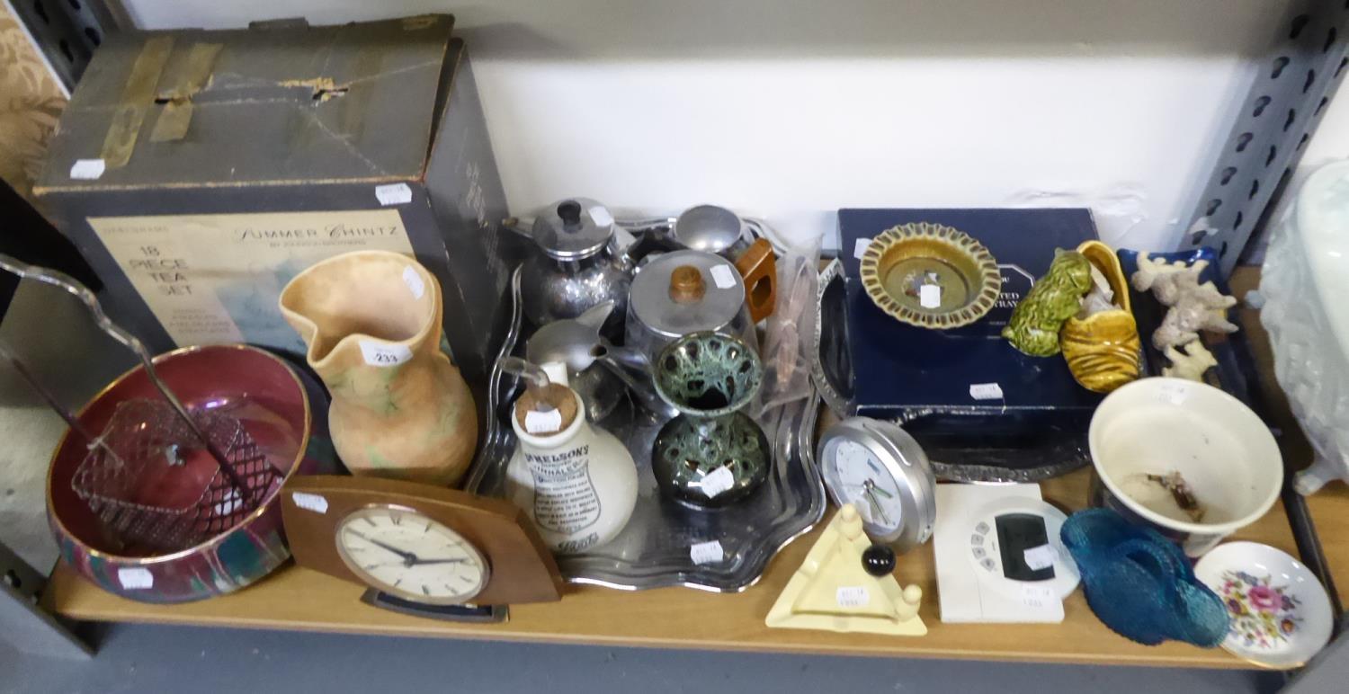 SUNDRY CHINA AND ORNAMENTS TO INCLUDES; BESWICK WARE JUG, A 1960's METAMEC MANTEL CLOCK, DR.