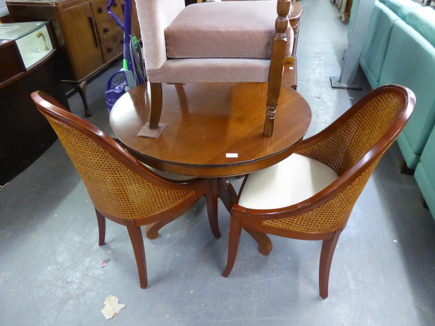 ROSSMORE MAHOGANY CIRCULAR BREAKFAST TABLE, ON COLUMN AND QUARTETTE SUPPORTS AND A PAIR OF SINGLE