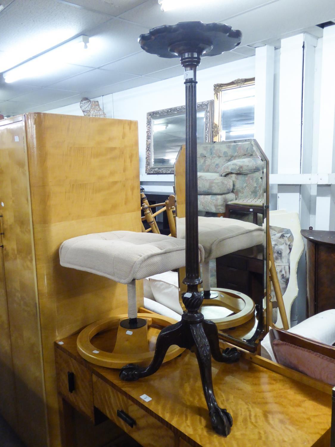 A TALL MAHOGANY TRIPOD JARDINIERE STAND AND A MODERN FOOTSTOOL (2)