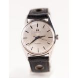 A GENTS TISSOT SEASTAR STAINLESS STEEL AUTOMATIC WRISTWATCH The circular silvered dial with baton