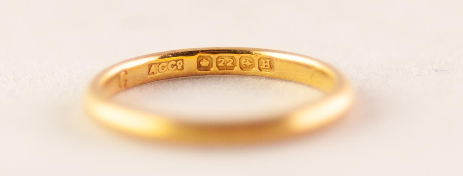 22ct GOLD NARROW WEDDING RING, Birmingham 1932, 2.8 gms, ring size L/M - Image 2 of 2