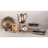 MIXED LOT OF ELECTROPLATE, to include: PAIR OF ROUNDED OBLONG TWO HANDLED ENTRÉE DISHES AND
