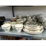 JOHNSON BROS. POTTERY 'INDIAN TREE' PATTERN DINNER AND TEA SERVICE, 22 PIECES, OTHER TEA WARES AND