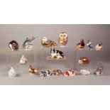 SELECTION OF 17 MODERN ROYAL CROWN DERBY BOXED PORCELAIN ANIMAL AND OTHER MODELS