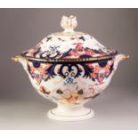 NINETEENTH CENTURY BLOOR DERBY JAPAN PATTERN PORCELAIN LARGE PEDESTAL TWO HANDLED TUREEN AND