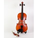 SANDER GERMANY MODERN STUDENT VIOLIN with bow in case